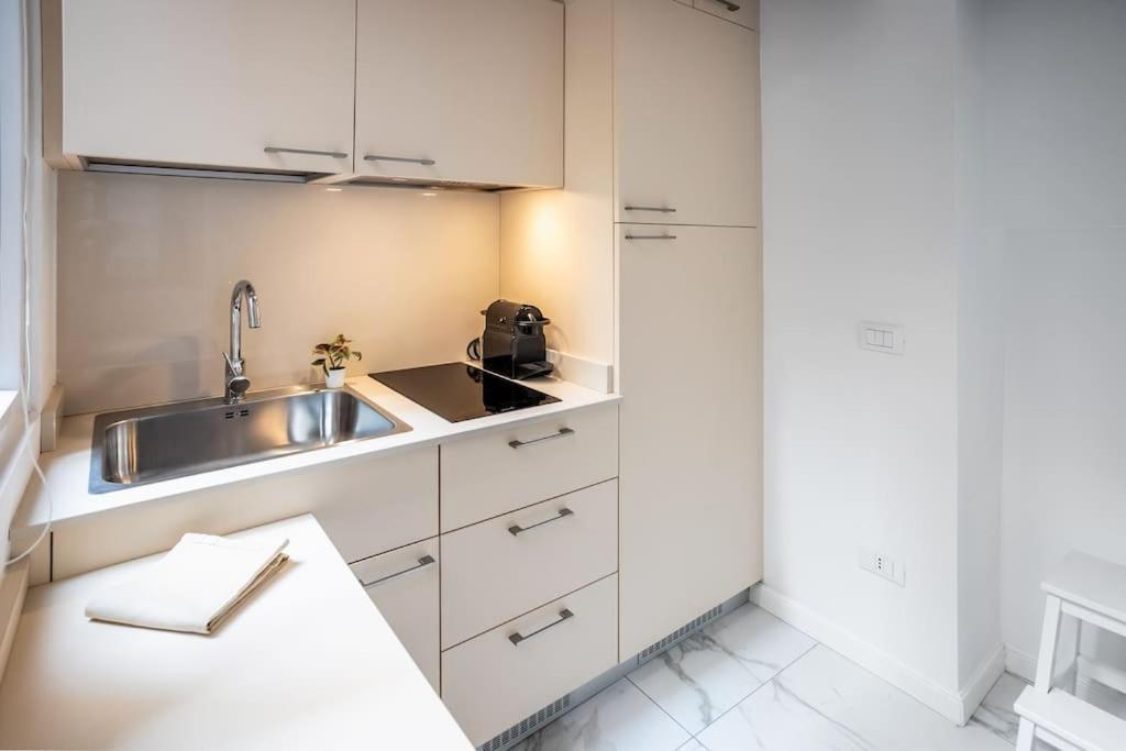 Duomo'S Nest - Central Mini-Apt ميلان المظهر الخارجي الصورة